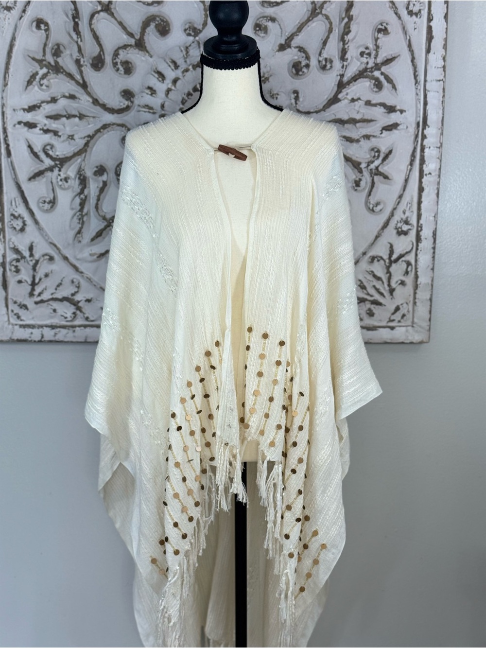 Cato Ivory Beaded Fringe Kimono Wrap – One Size – NWT